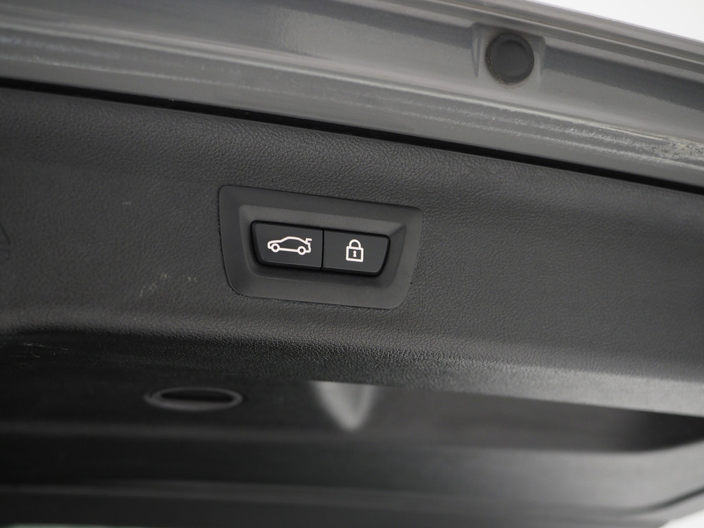 BMW 5 Serie Touring 530e M Sport Shadow Line 87