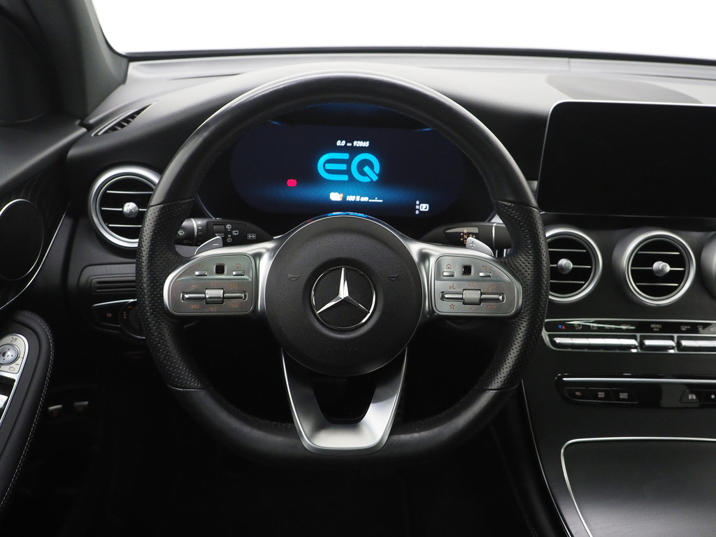 Mercedes-Benz GLC 300e 4MATIC AMG Full Black 32