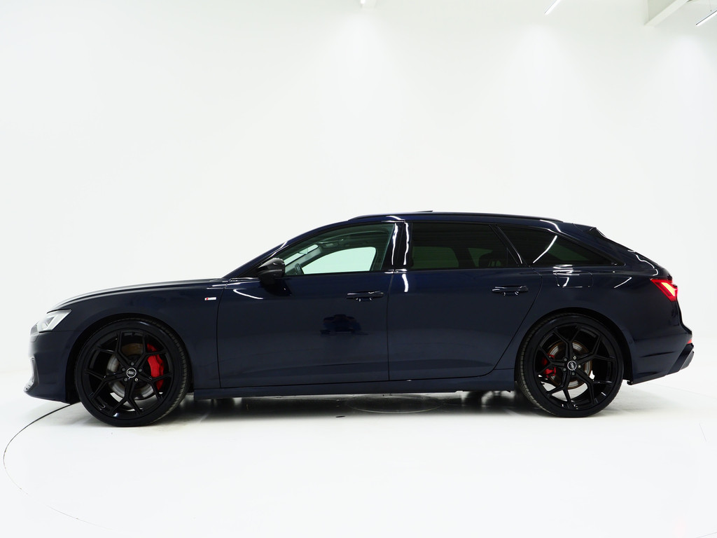 Audi A6 Avant 55 TFSI e quattro Full Black 1