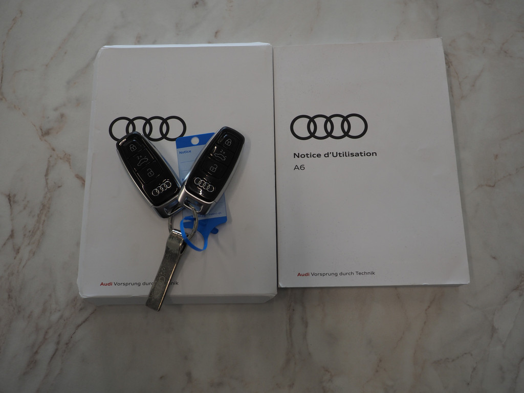 Audi A6 Avant 55 TFSI e quattro Full Black 7