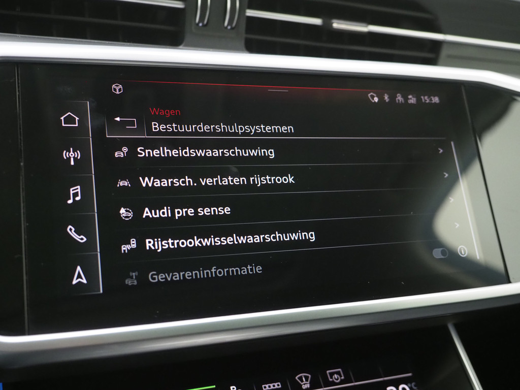 Audi A6 Avant 55 TFSI e quattro Full Black 78