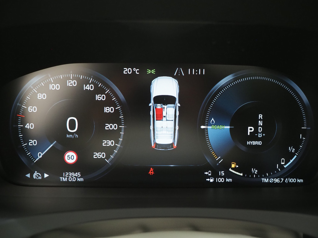 Volvo V90 2.0 T8 AWD Inscription 28