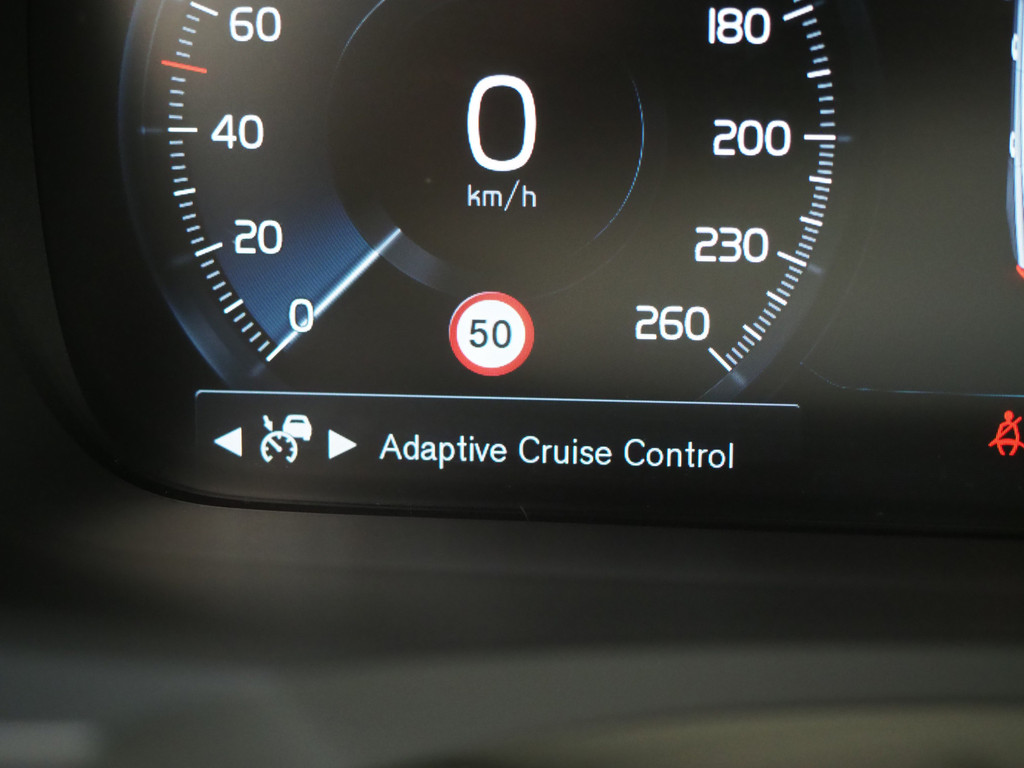 Volvo V90 2.0 T8 AWD Inscription 75