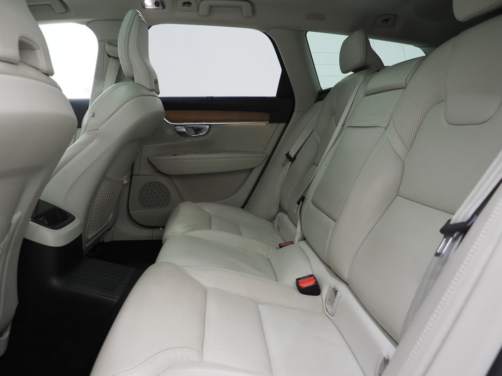 Volvo V90 2.0 T8 AWD Inscription 87