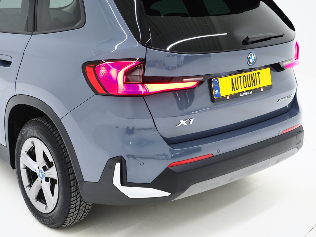 BMW X1 xDrive25e Individual 43