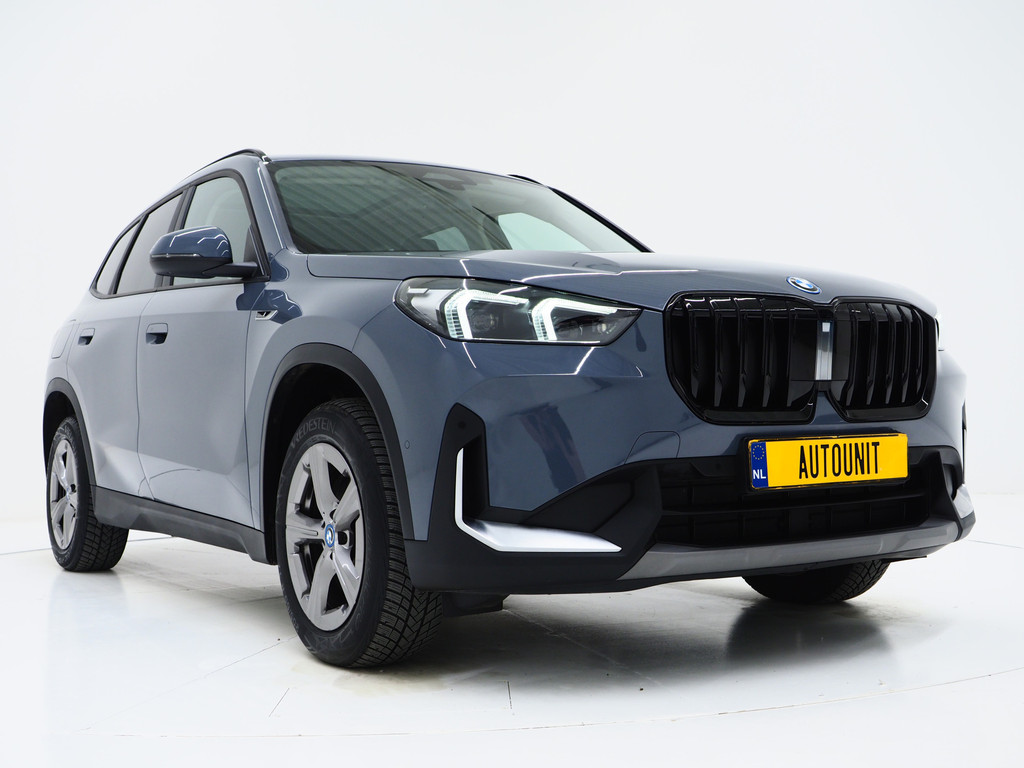 BMW X1 xDrive25e Individual 5