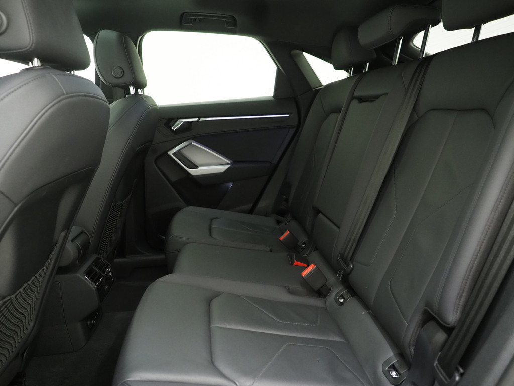 Audi Q3 Sportback 45 TFSI e Full Black 34