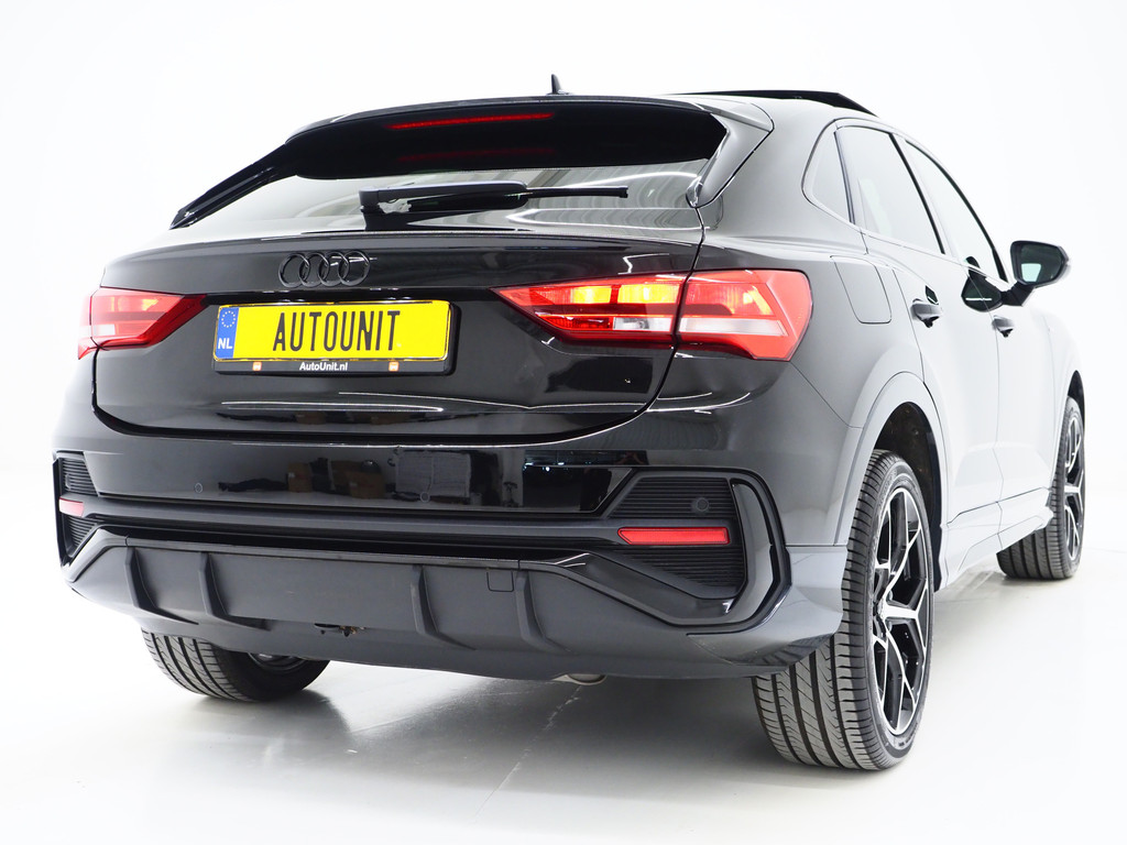 Audi Q3 Sportback 45 TFSI e Full Black 46