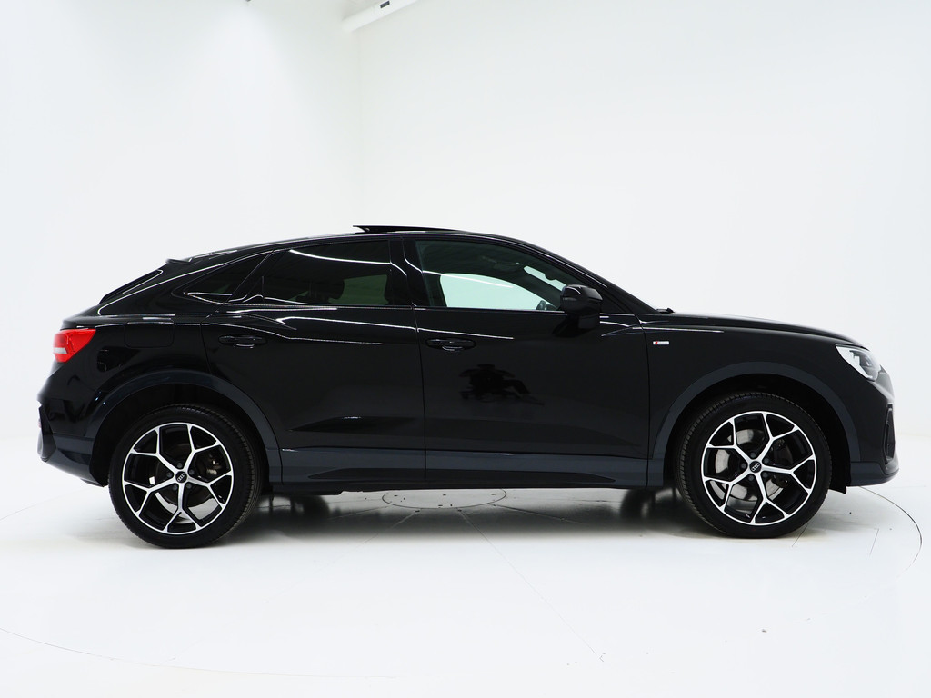 Audi Q3 Sportback 45 TFSI e Full Black 47