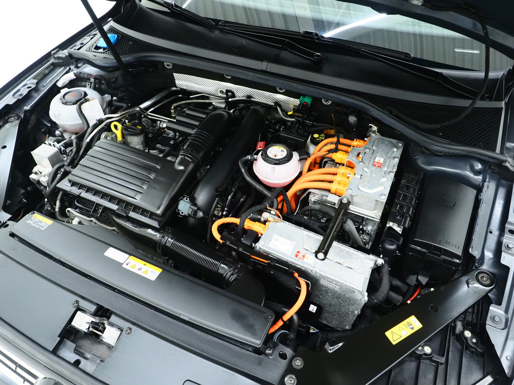 Volkswagen Passat Variant 1.4 TSI PHEV GTE 6