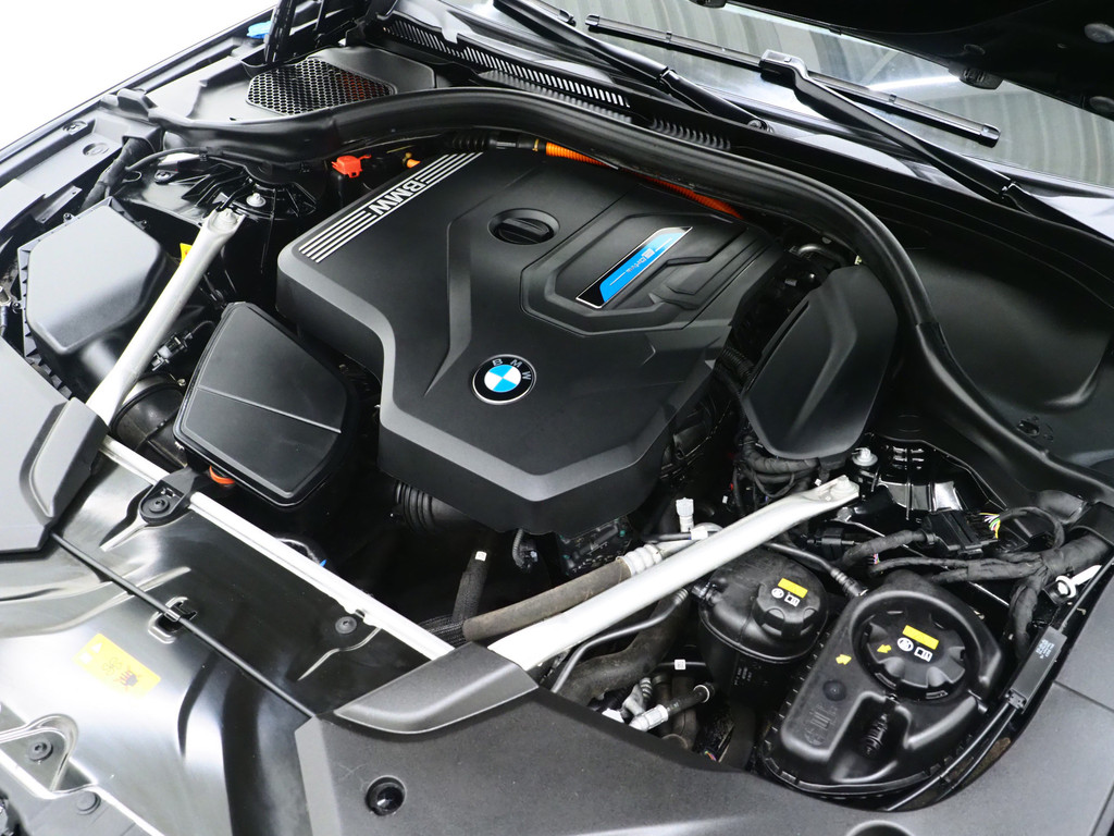 BMW 5 Serie Touring 530e xDrive 6