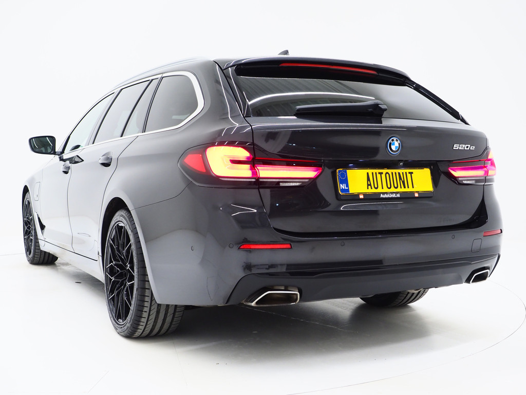 BMW 5 Serie Touring 520e 3