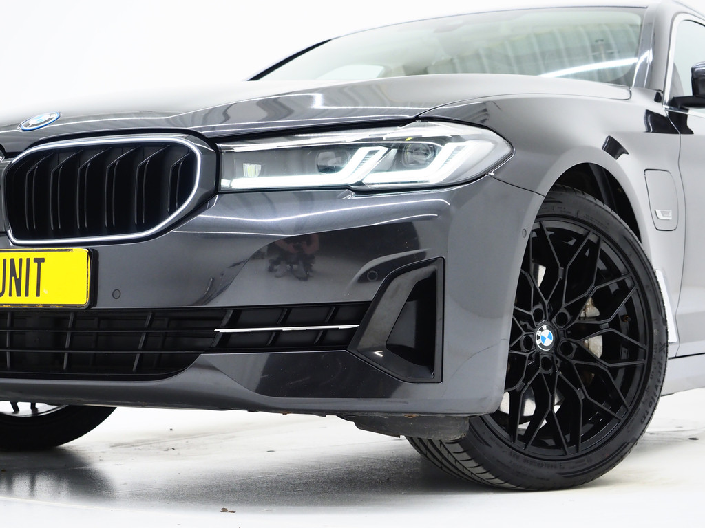 BMW 5 Serie Touring 520e 6