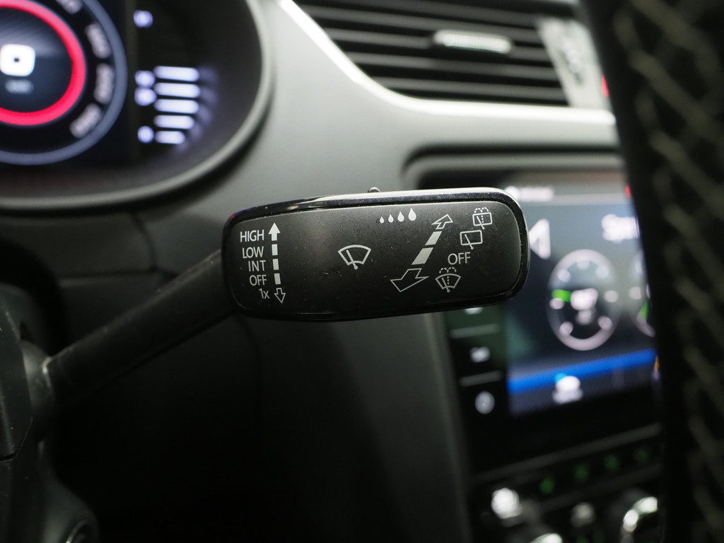 Škoda Octavia Combi 2.0 TSI RS 245PK 26
