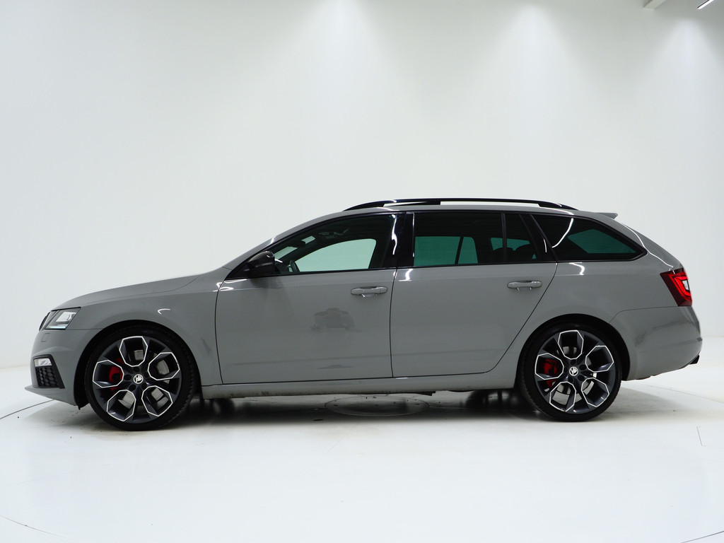 Škoda Octavia Combi 2.0 TSI RS 245PK 43