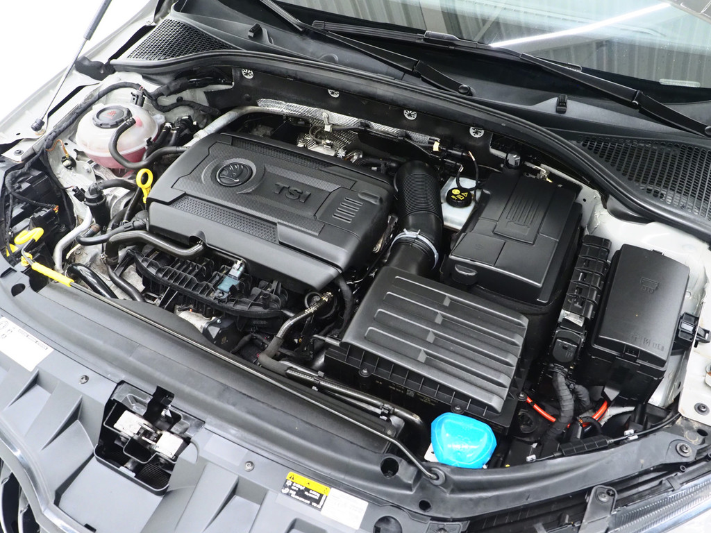 Škoda Octavia Combi 2.0 TSI RS 245PK 6