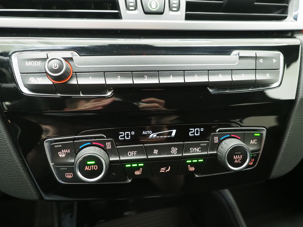 BMW X1 sDrive20i M Sport Full Black 30