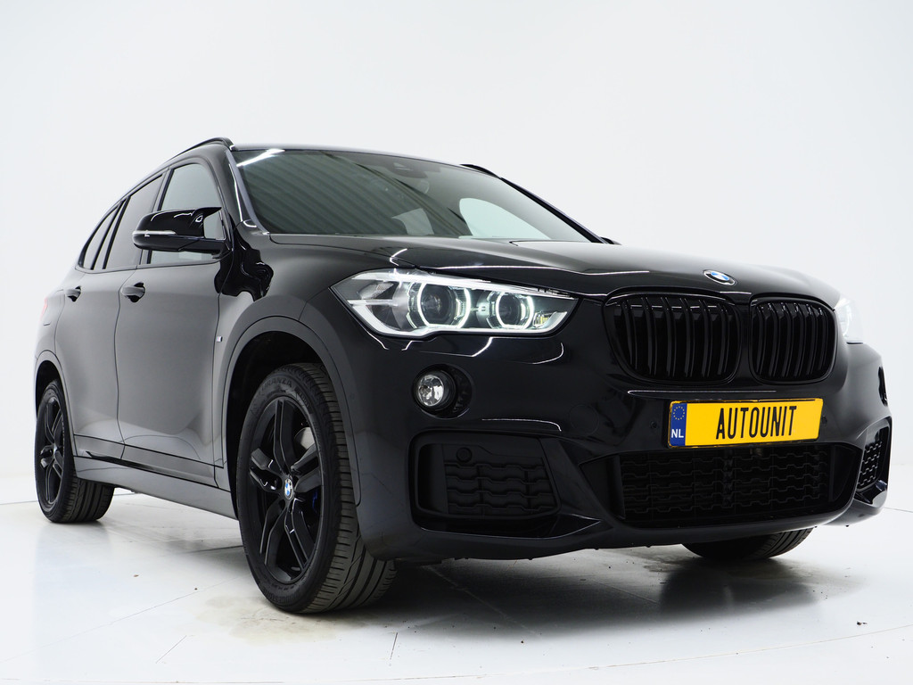 BMW X1 sDrive20i M Sport Full Black 47