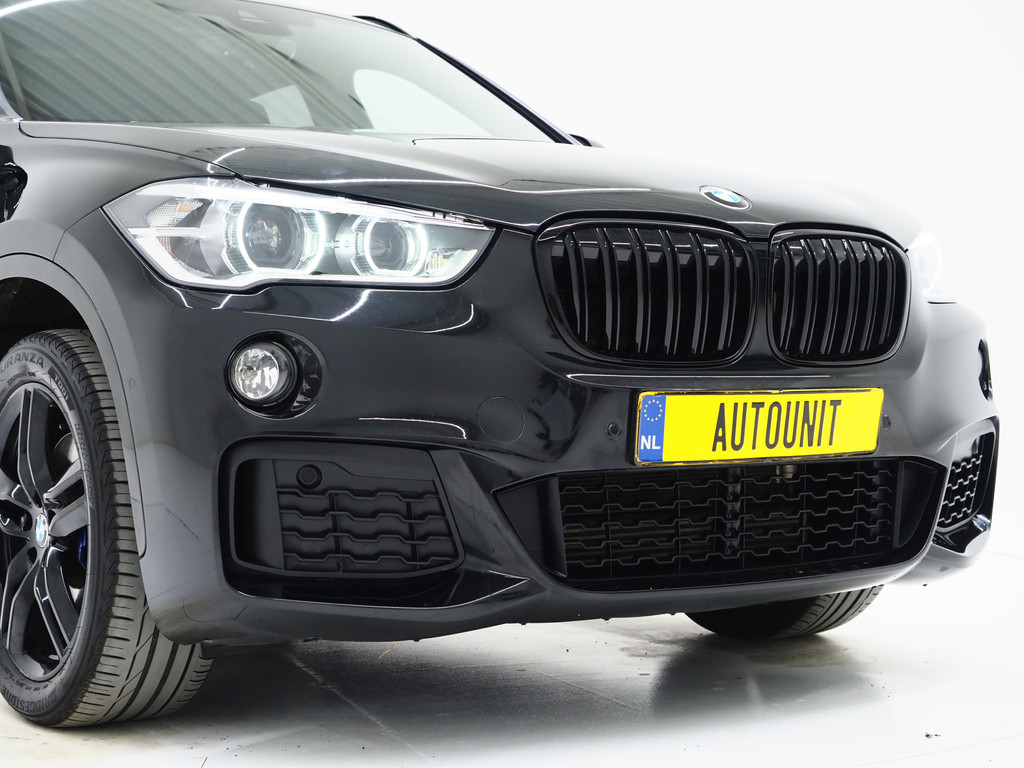 BMW X1 sDrive20i M Sport Full Black 48