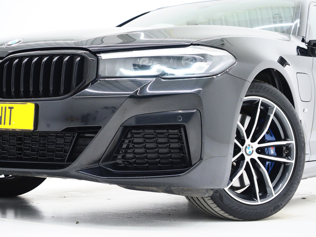 BMW 5 Serie Touring 530e M Sport Shadow Line 46
