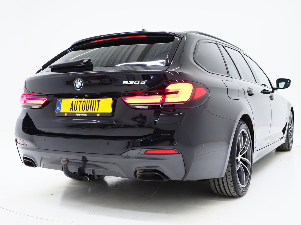 BMW 5 Serie Touring 530e M Sport Shadow Line 50