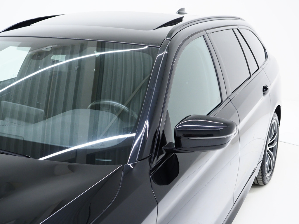 BMW 5 Serie Touring 530e M Sport Shadow Line 54