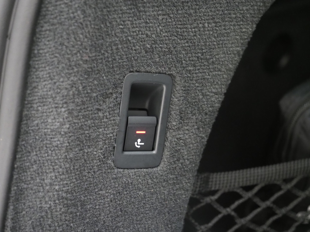 Audi A6 Avant 50 TFSI e quattro 38