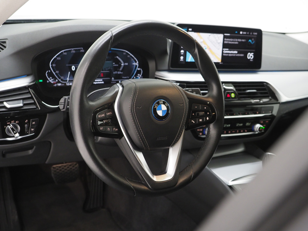 BMW 5 Serie Touring 520e 16