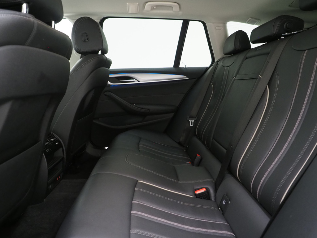 BMW 5 Serie Touring 520e 37