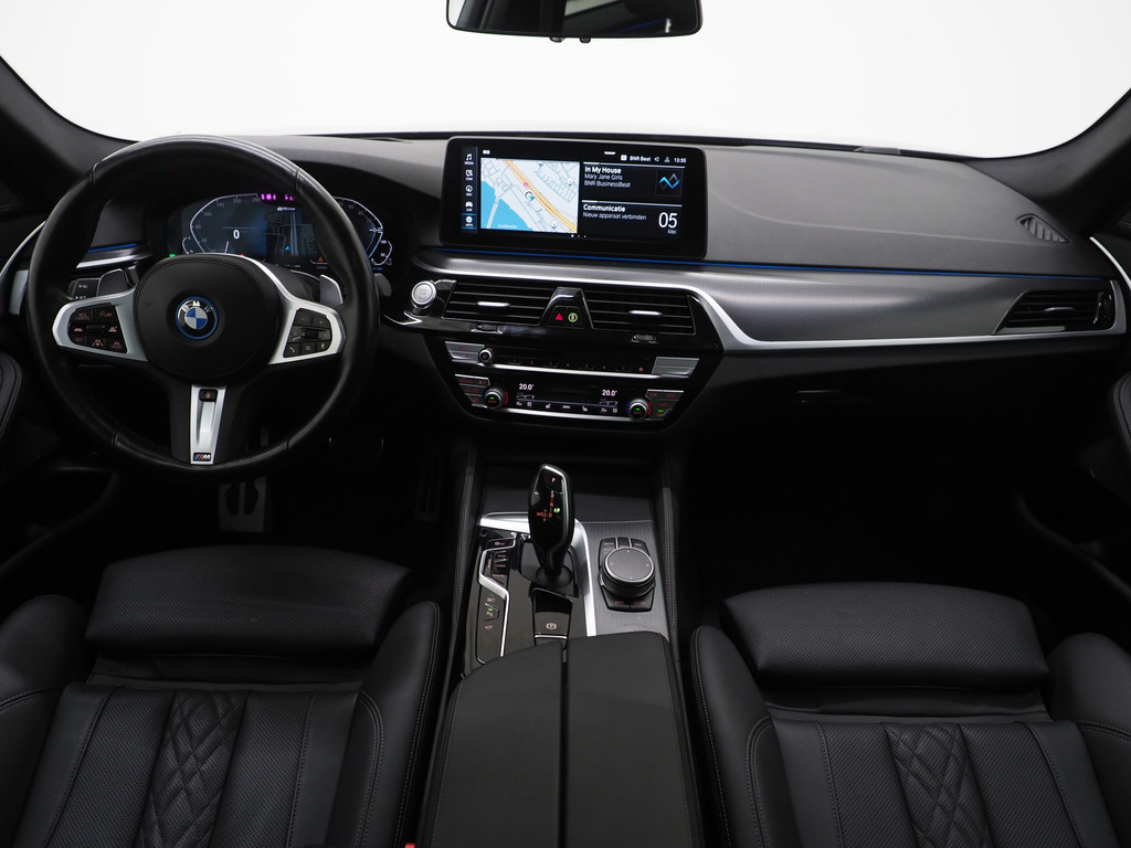 BMW 5 Serie Touring 530e M Sport Shadow Line 50