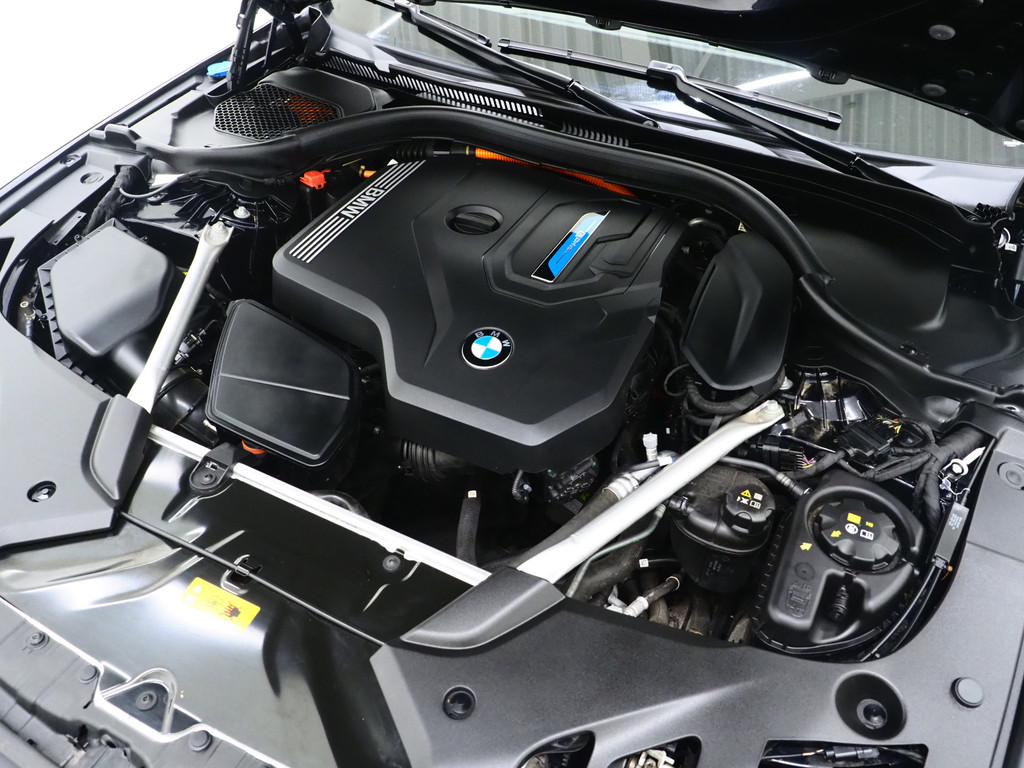 BMW 5 Serie Touring 530e M Sport Shadow Line 8