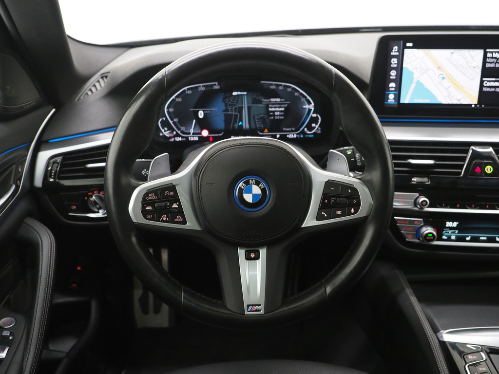 BMW 5 Serie Touring 530e M Sport Shadow Line 85