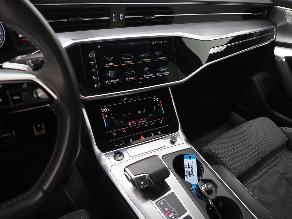 Audi A6 Avant 55 TFSI e quattro Full Black 33