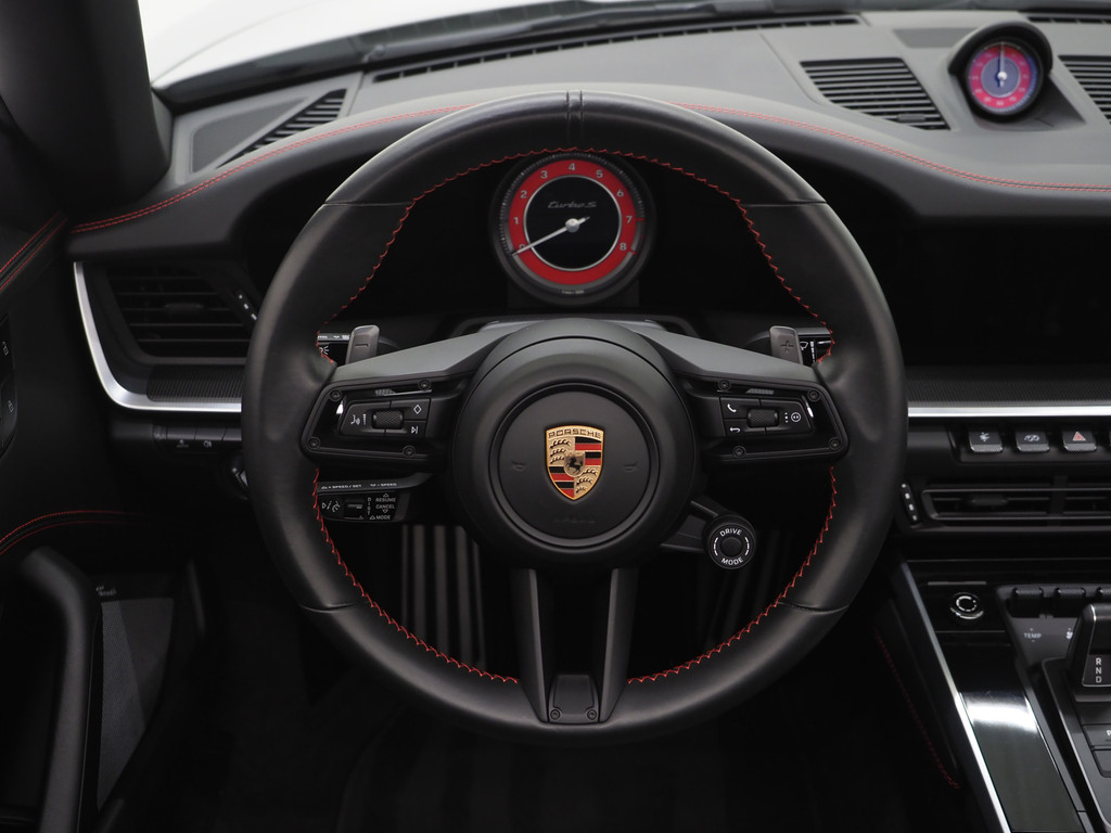 Porsche 911 3.8 Turbo S 5