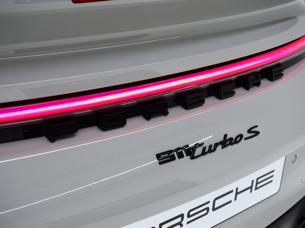 Porsche 911 3.8 Turbo S 81
