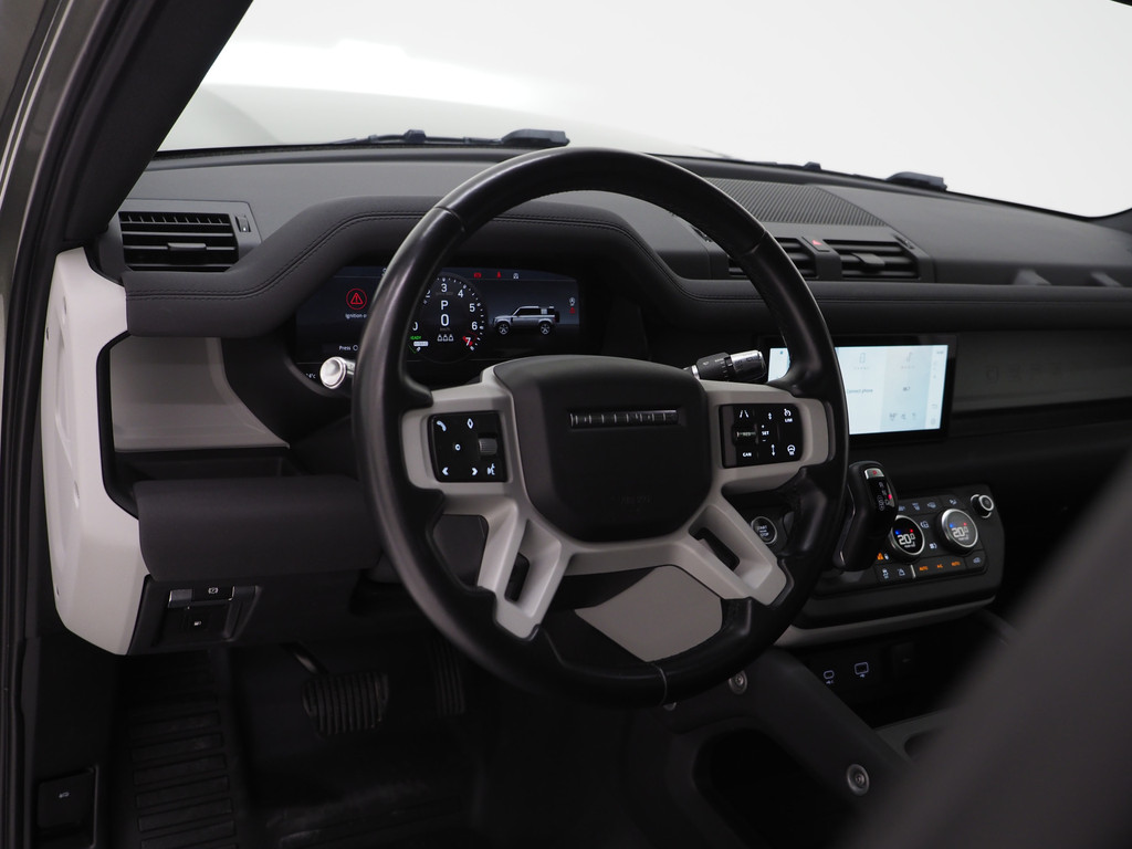 Land Rover Defender 110 2.0 P400e 15