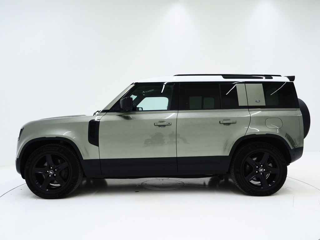Land Rover Defender 110 2.0 P400e 37