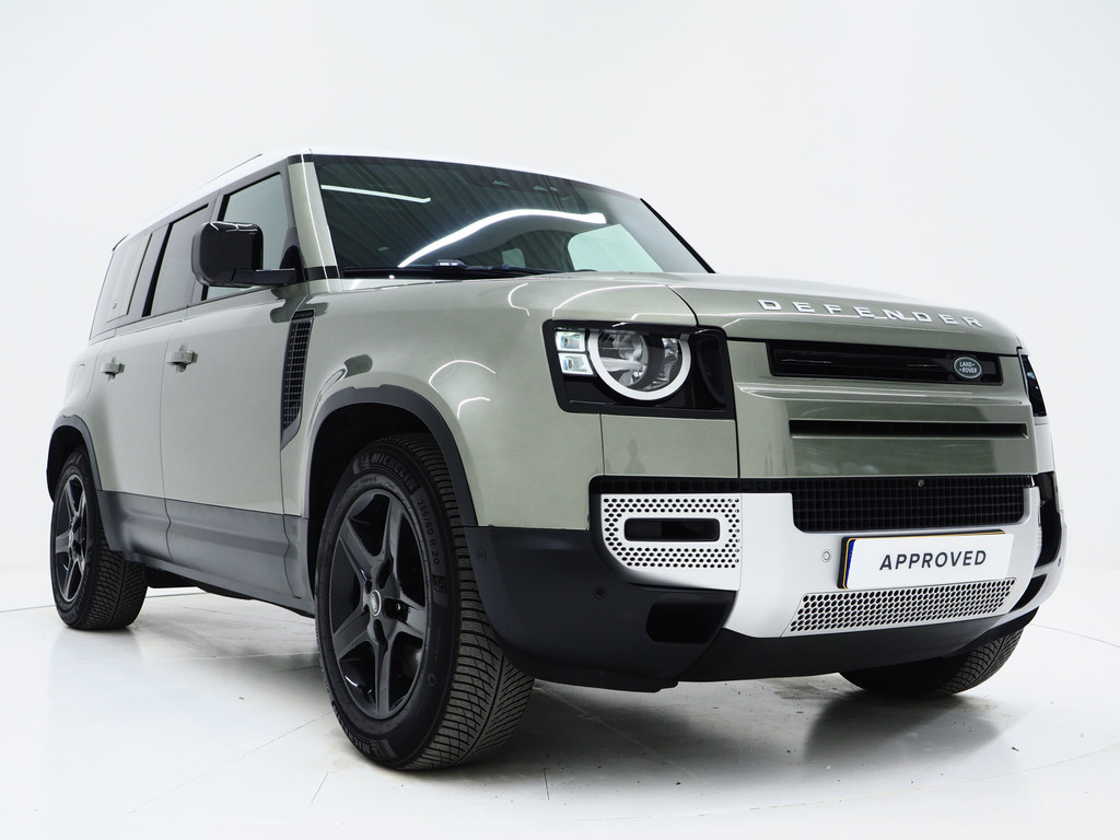 Land Rover Defender 110 2.0 P400e 46