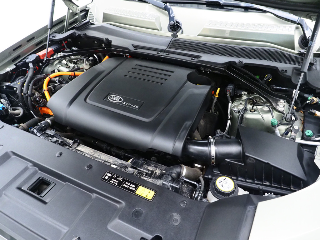Land Rover Defender 110 2.0 P400e 6