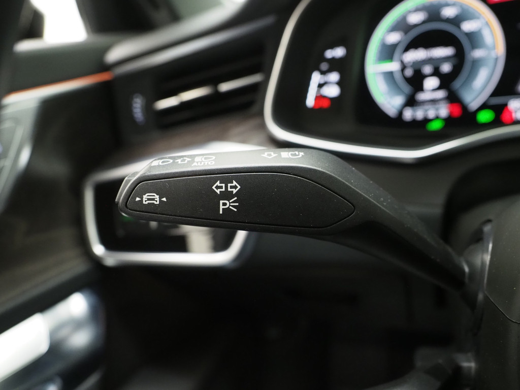 Audi A6 Avant 50 TFSI e quattro Full Black 67