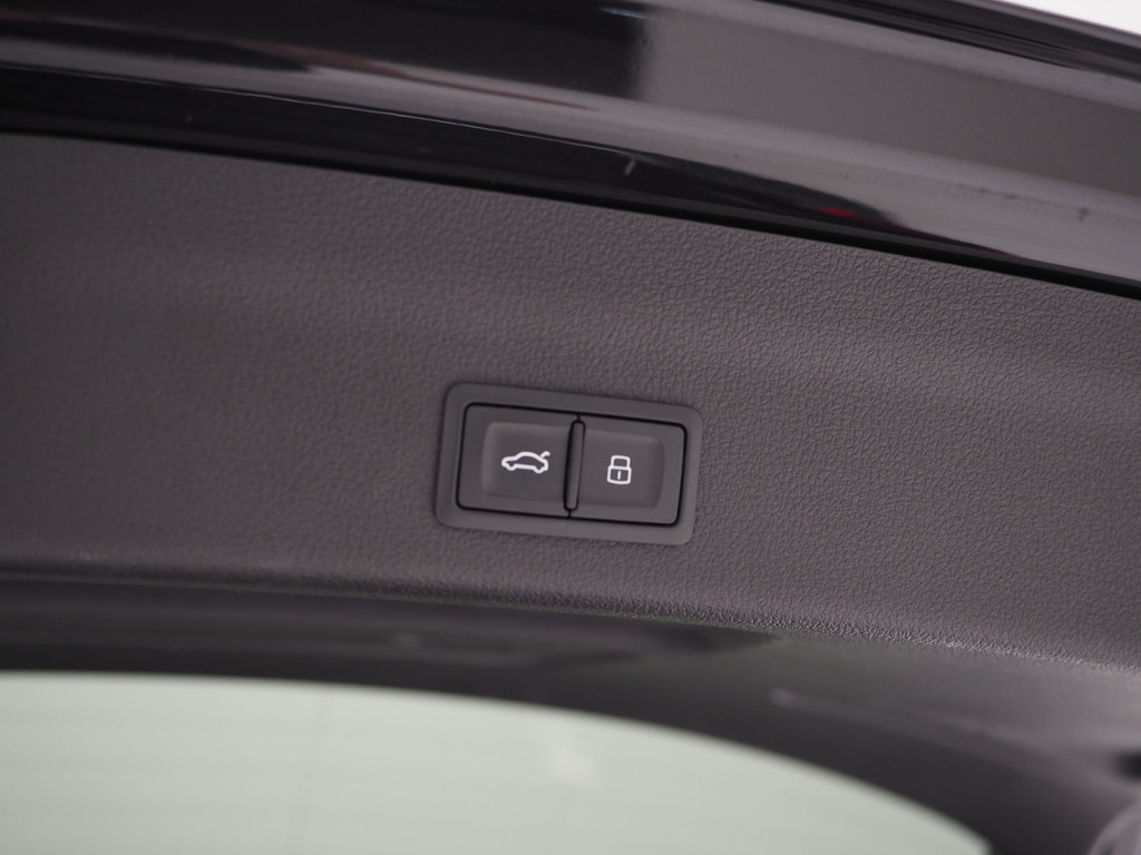 Audi A6 Avant 50 TFSI e quattro Full Black 89