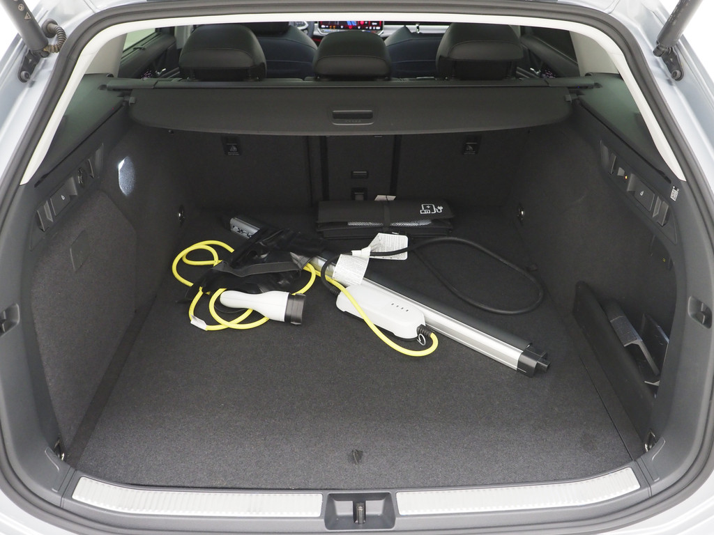 Volkswagen Passat Variant 1.5 eHybrid Elegance 100