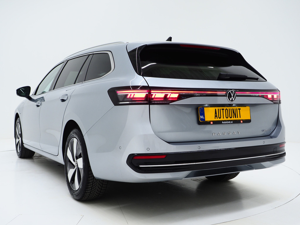 Volkswagen Passat Variant 1.5 eHybrid Elegance 2
