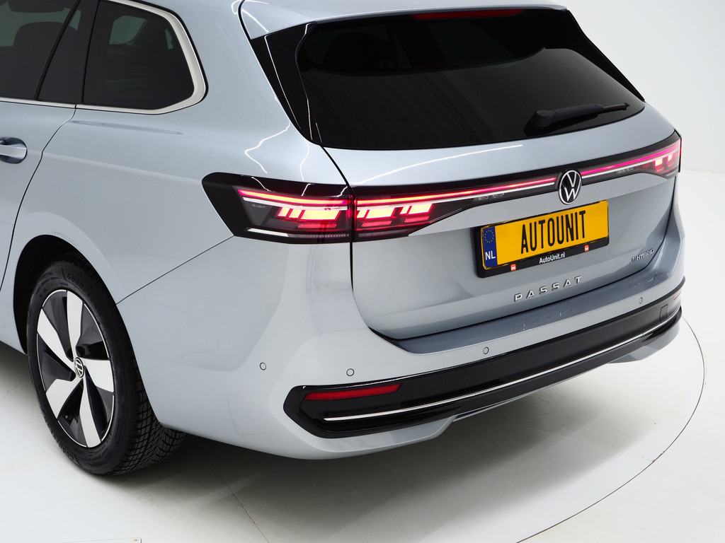Volkswagen Passat Variant 1.5 eHybrid Elegance 65