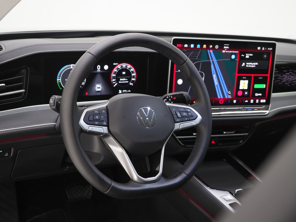 Volkswagen Passat Variant 1.5 eHybrid Elegance 69