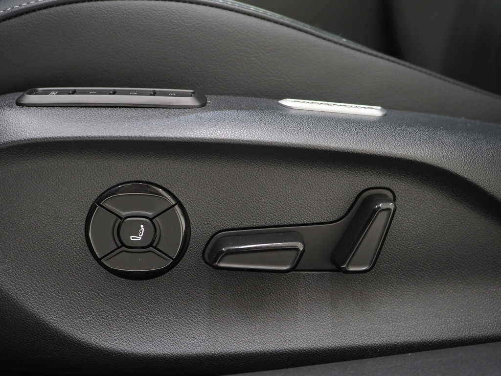 Volkswagen Passat Variant 1.5 eHybrid Elegance 72
