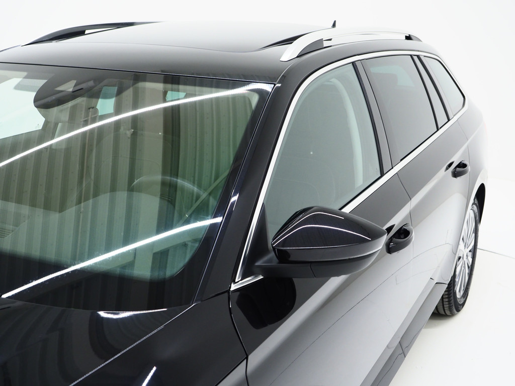 Škoda Superb Combi 1.4 TSI iV Style 12