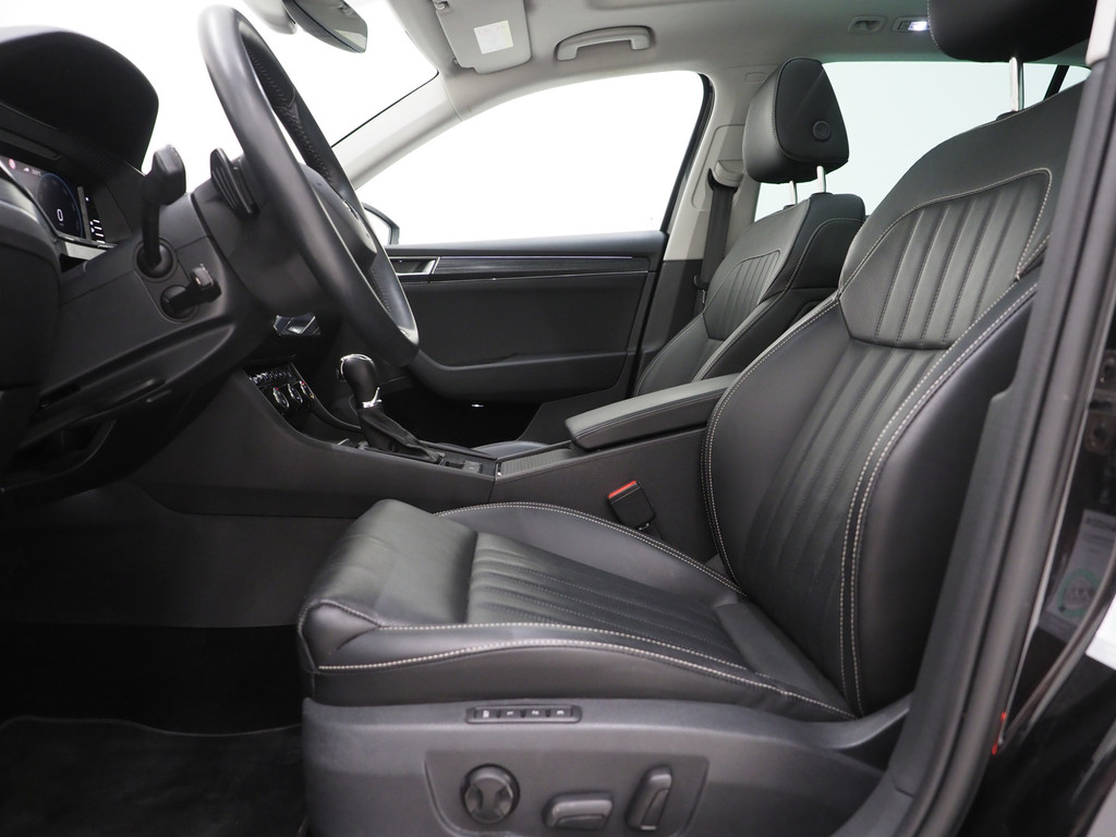 Škoda Superb Combi 1.4 TSI iV Style 16
