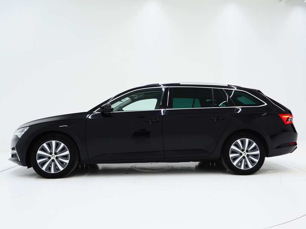 Škoda Superb Combi 1.4 TSI iV Style 48