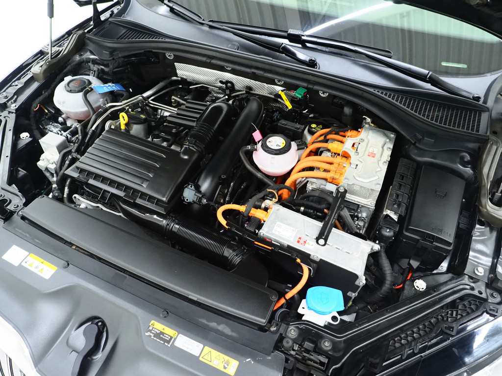 Škoda Superb Combi 1.4 TSI iV Style 53